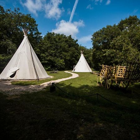 Tipi Au Logis De L'Espoir Hotel Jauldes Esterno foto